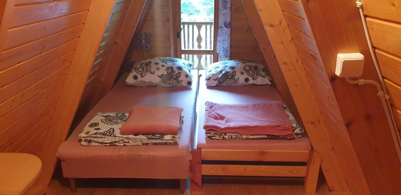 Domki Letniskowe Pod Lasem Koziniec Buitenkant foto