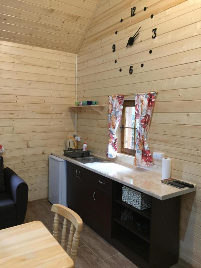 Domki Letniskowe Pod Lasem Koziniec Buitenkant foto