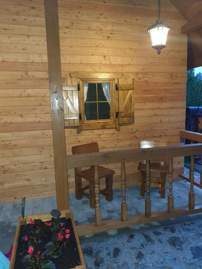 Domki Letniskowe Pod Lasem Koziniec Buitenkant foto