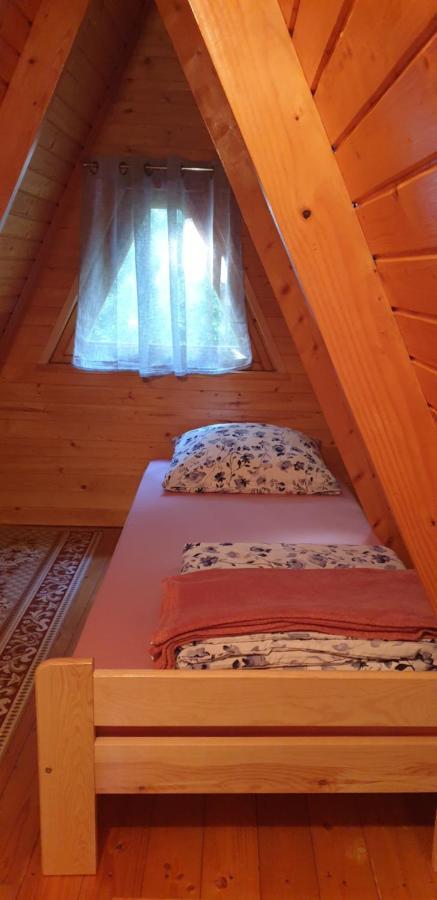 Domki Letniskowe Pod Lasem Koziniec Buitenkant foto