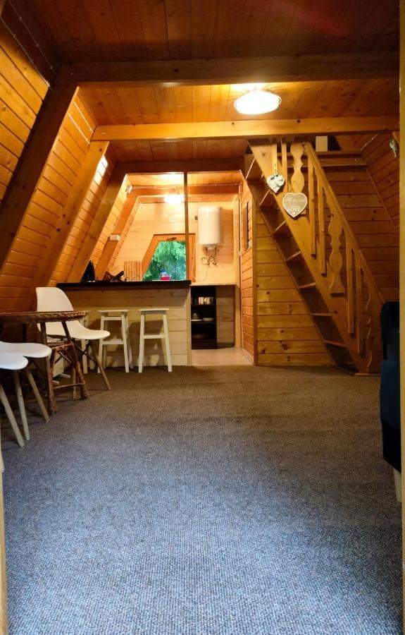 Domki Letniskowe Pod Lasem Koziniec Buitenkant foto
